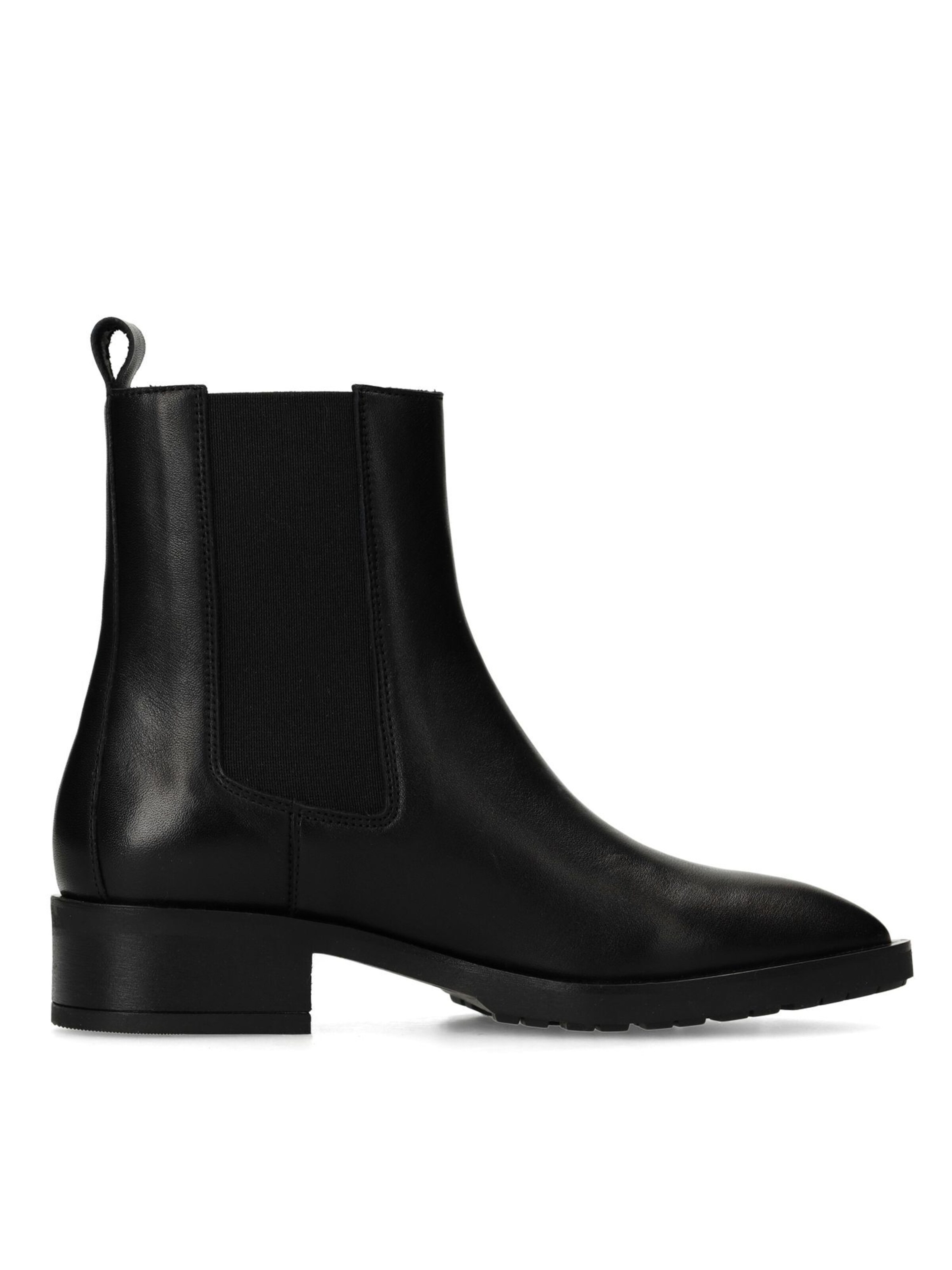 MANFIELD Chelsea Boots in Black