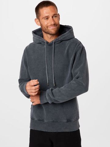 Han Kjøbenhavn Sweatshirt in Grey: front