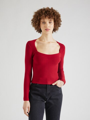 Pull-over Abercrombie & Fitch en rouge : devant