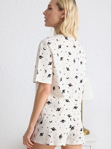 Shorty Trendyol en blanc