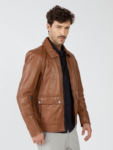 JCC Tussenjas in Bruin