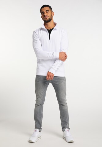 TUFFSKULL Sweatshirt in Weiß