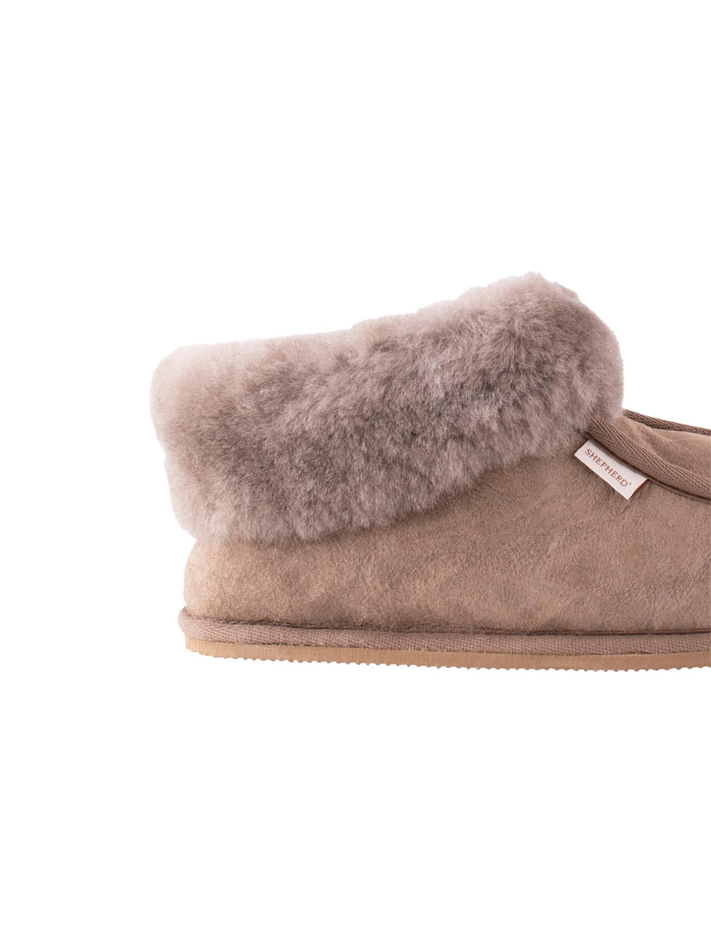 SHEPHERD Hausschuh 'Lena'‌ in Beige