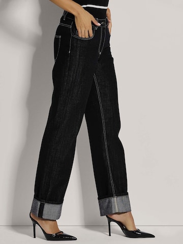 MADELEINE Loosefit Jeans in Zwart