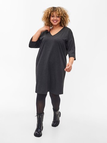 Robe 'SIV' Zizzi en gris