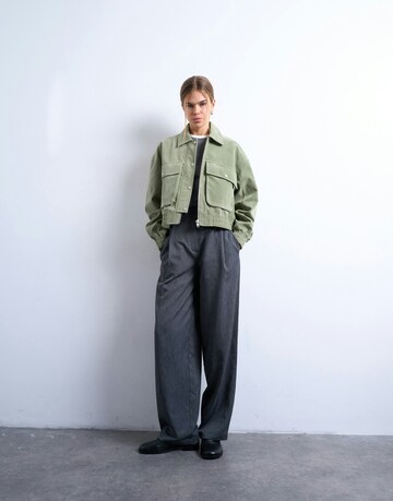 TOPSHOP Φθινοπωρινό και ανοιξιάτικο μπουφάν 'ISABELLA' σε πράσινο