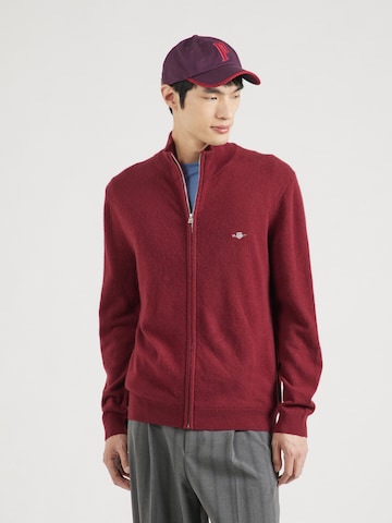 Vestes en maille GANT en rouge : devant