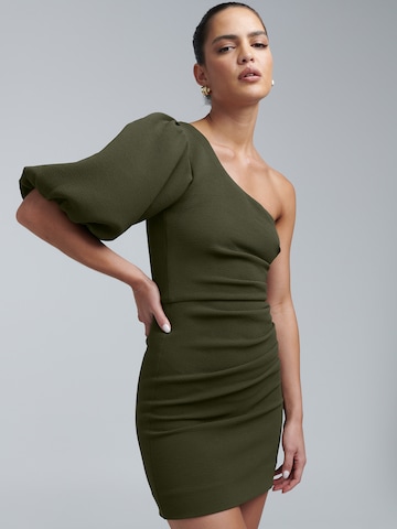 Robe 'DEPHINA' BWLDR en vert : devant