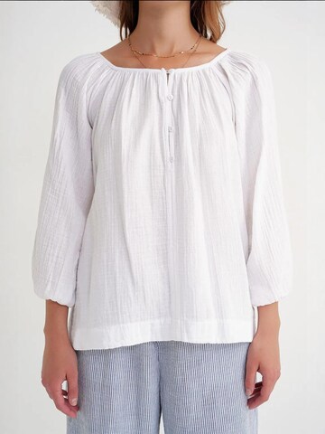 MixRay Blouse in White: front