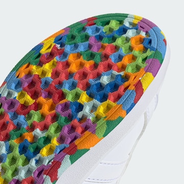 Baskets 'Grand Court 2.0' ADIDAS ORIGINALS en blanc