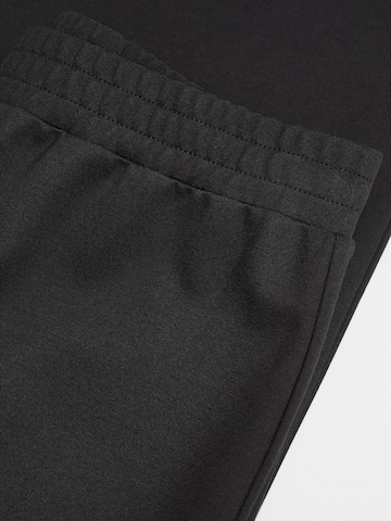 MANGO Lużny krój Spodnie 'Garro' w kolorze czarny