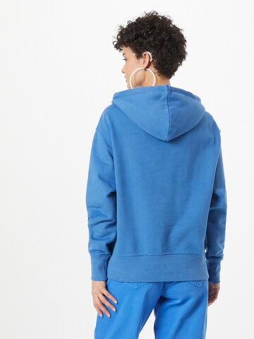 MUSTANG Sweatshirt 'Bianca' in Blau