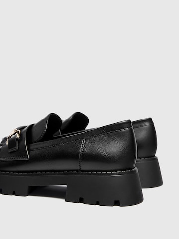 Chaussure basse Pull&Bear en noir