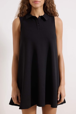 Trendyol - Vestido en negro