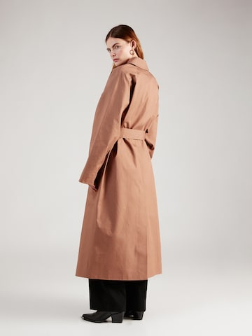 Manteau mi-saison Calvin Klein en orange