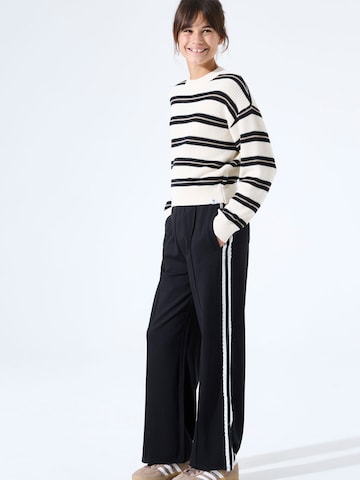 GARCIA Свободный крой Штаны в Черный