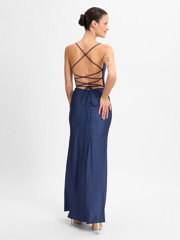 Unique Kleid in Blau
