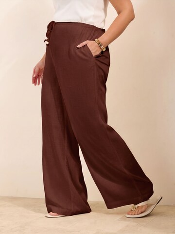 regular Pantaloni di Friends Like These in marrone