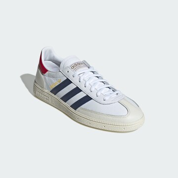 Baskets basses 'Handball Spezial' ADIDAS ORIGINALS en blanc