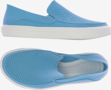 Crocs Flats & Loafers in 36,5 in Blue: front
