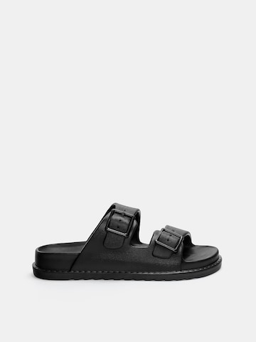 Mule Pull&Bear en noir