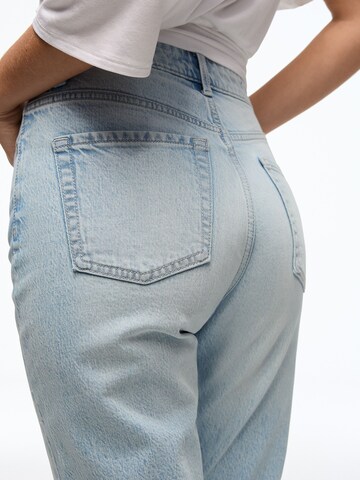 Bershka Szabványos Farmer 'MOM' - kék