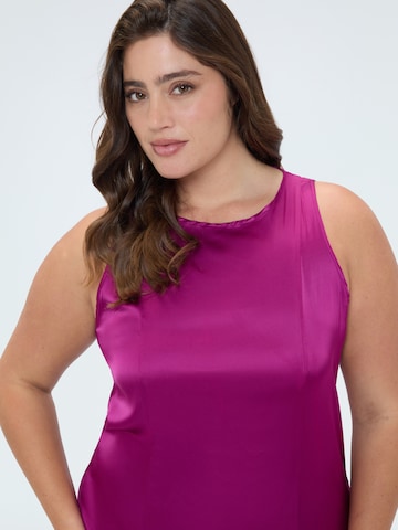 Abito di Fiorella Rubino in rosa