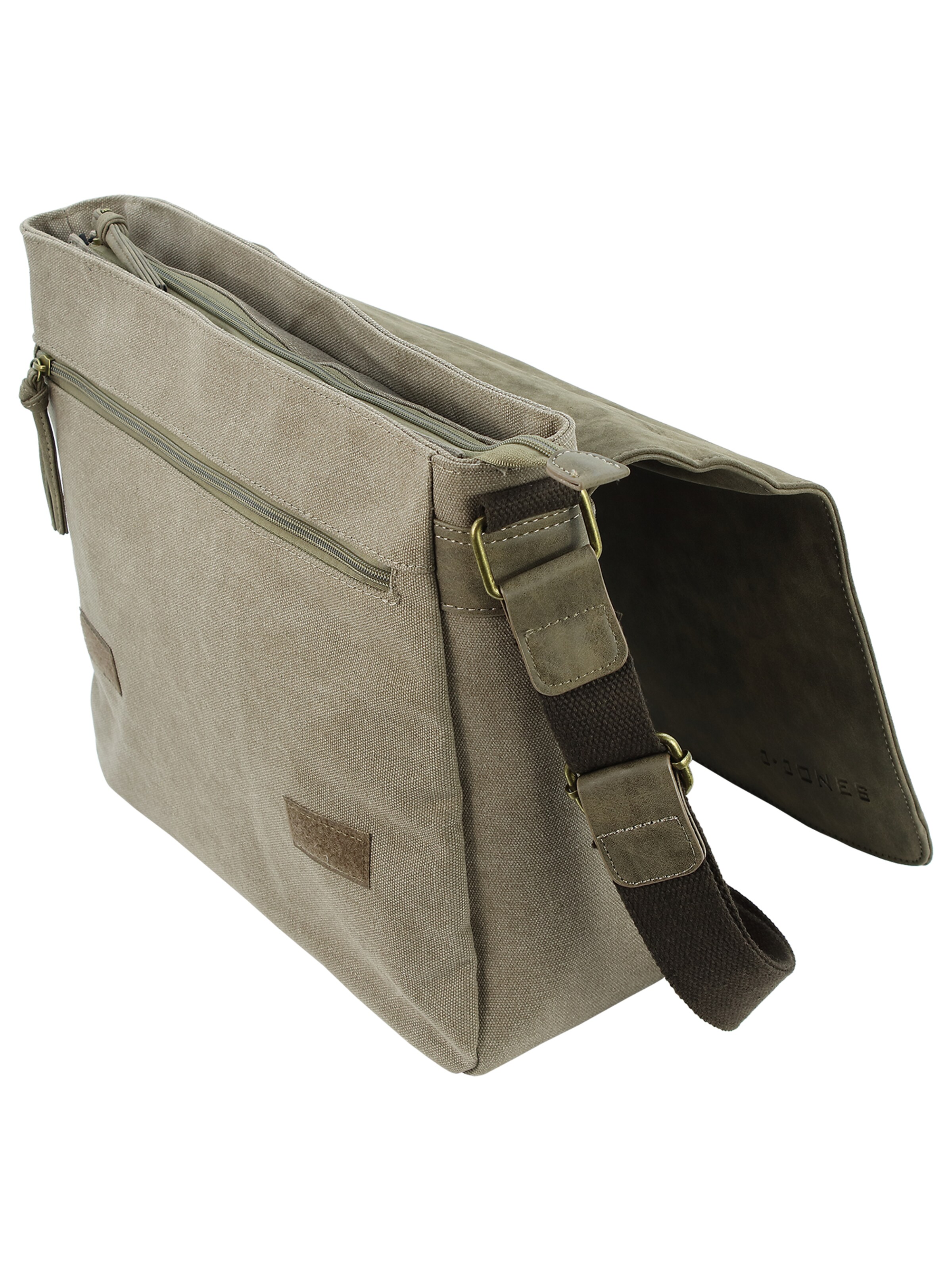 Jennifer Jones Messenger‌‌‌‌‌‌‌ in Braun