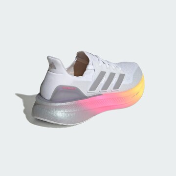 Chaussure de course 'Ultraboost 5' ADIDAS PERFORMANCE en gris