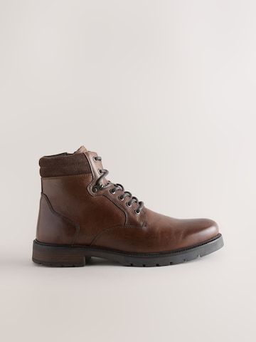 Next - Botas con cordones en marrón