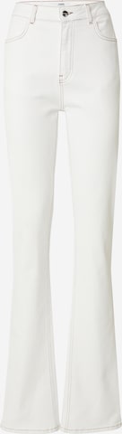 RÆRE by Lorena Rae Flared Jeans 'Ela Tall' in White: front