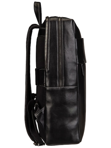 Braun Büffel Backpack in Black