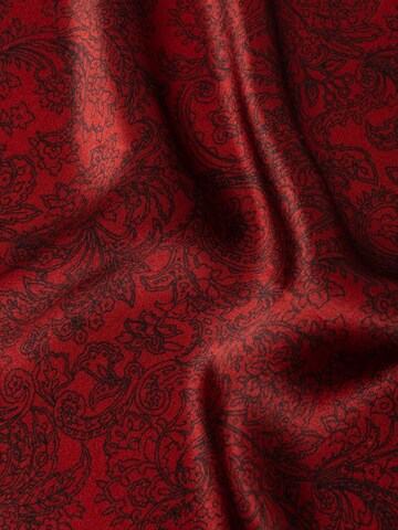 MayTree Scarf in Red