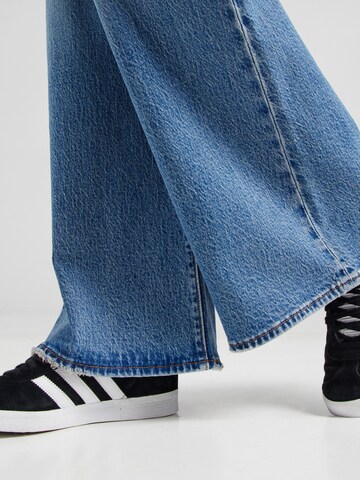 LEVI'S ® Boot cut Jeans 'RIBCAGE BELLS' in Blue