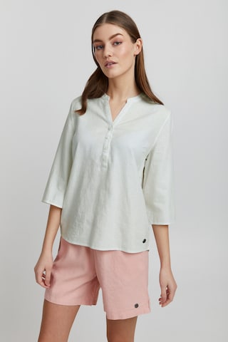 Oxmo Blouse in White: front