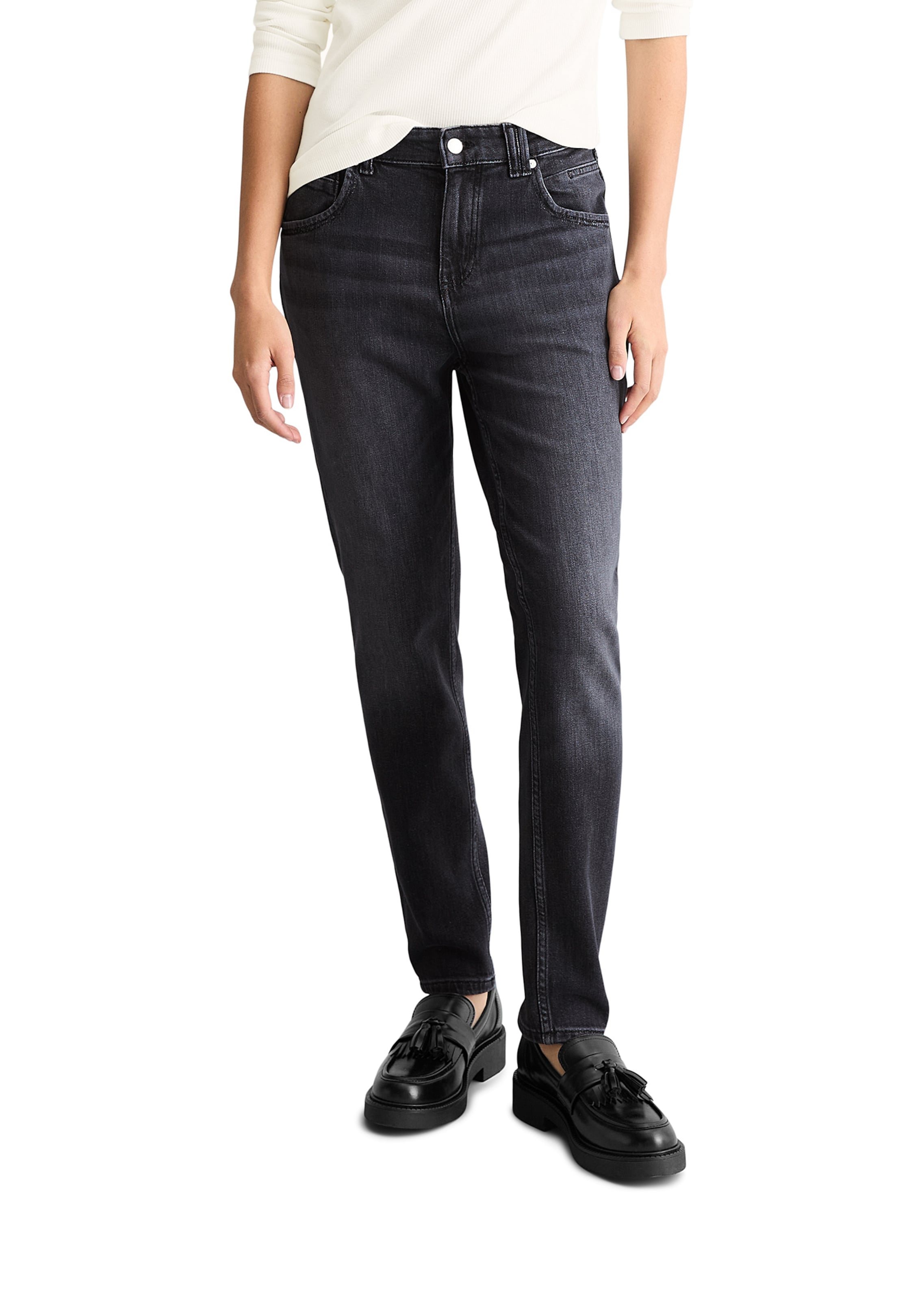Marc O'Polo DENIM Tapered Jeans 'Freja' in Zwart: voorkant