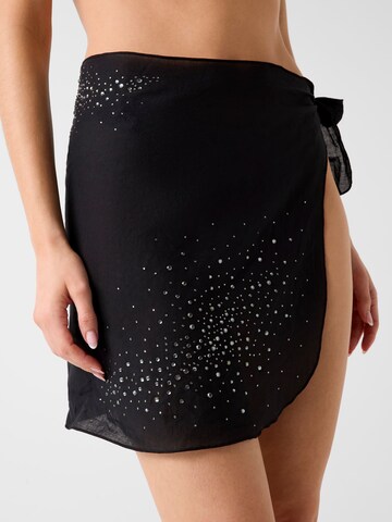 GUESS Strandkleid in Schwarz