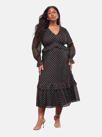 Rochie de la Lipsy pe negru: față