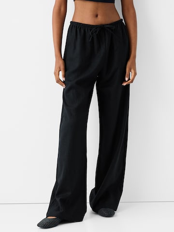 Bershka Wide Leg Hose in Schwarz