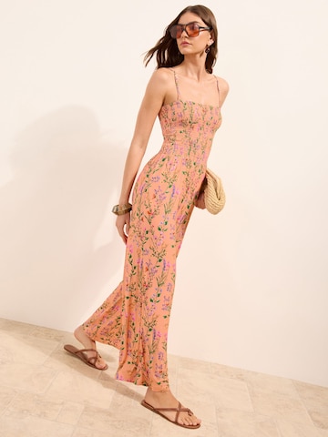 Friends Like These Jumpsuit in Roze