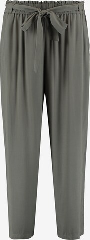 Hailys Regular Pants 'Br44itney' in Green: front