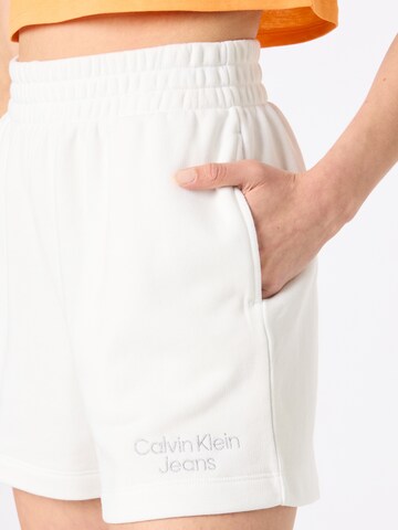 Calvin Klein Jeans Regular Broek in Wit