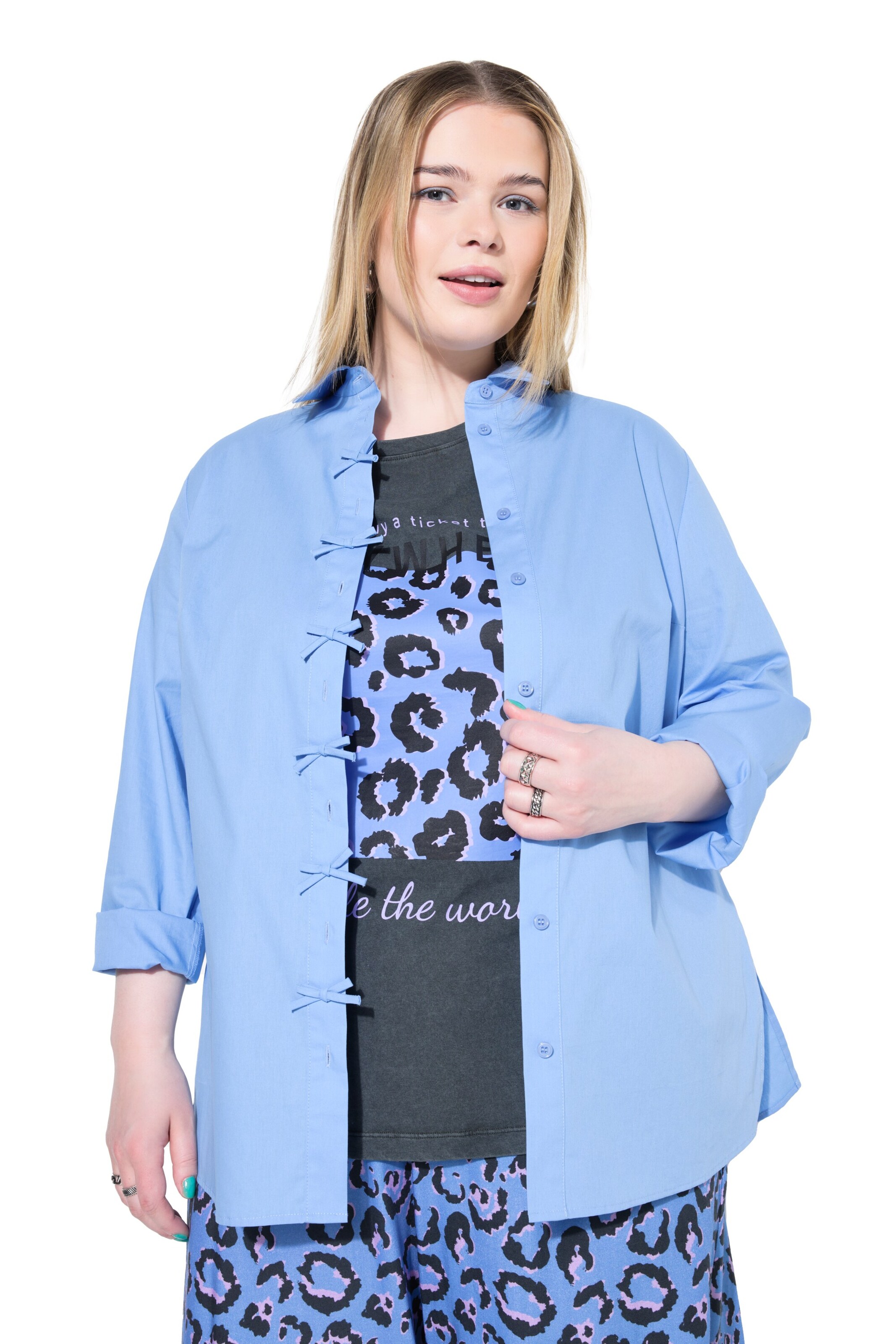 Studio Untold Blouse in Blauw: voorkant