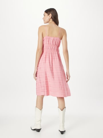 NÜMPH Letní šaty 'REGINA' – pink