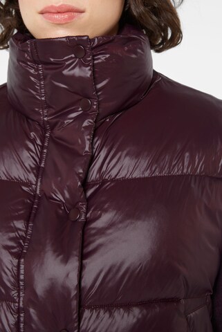SENSES.THE LABEL Vest in Red
