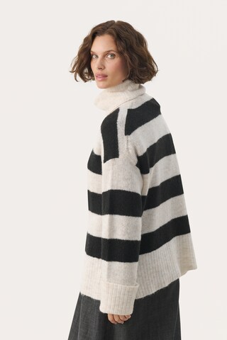 Part Two - Jersey en negro