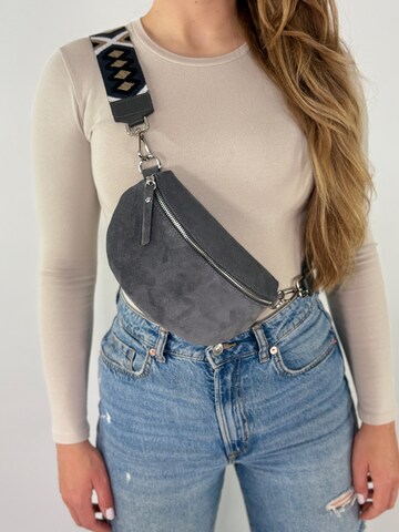 lePelou Fanny Pack 'ONDA small' in Grey