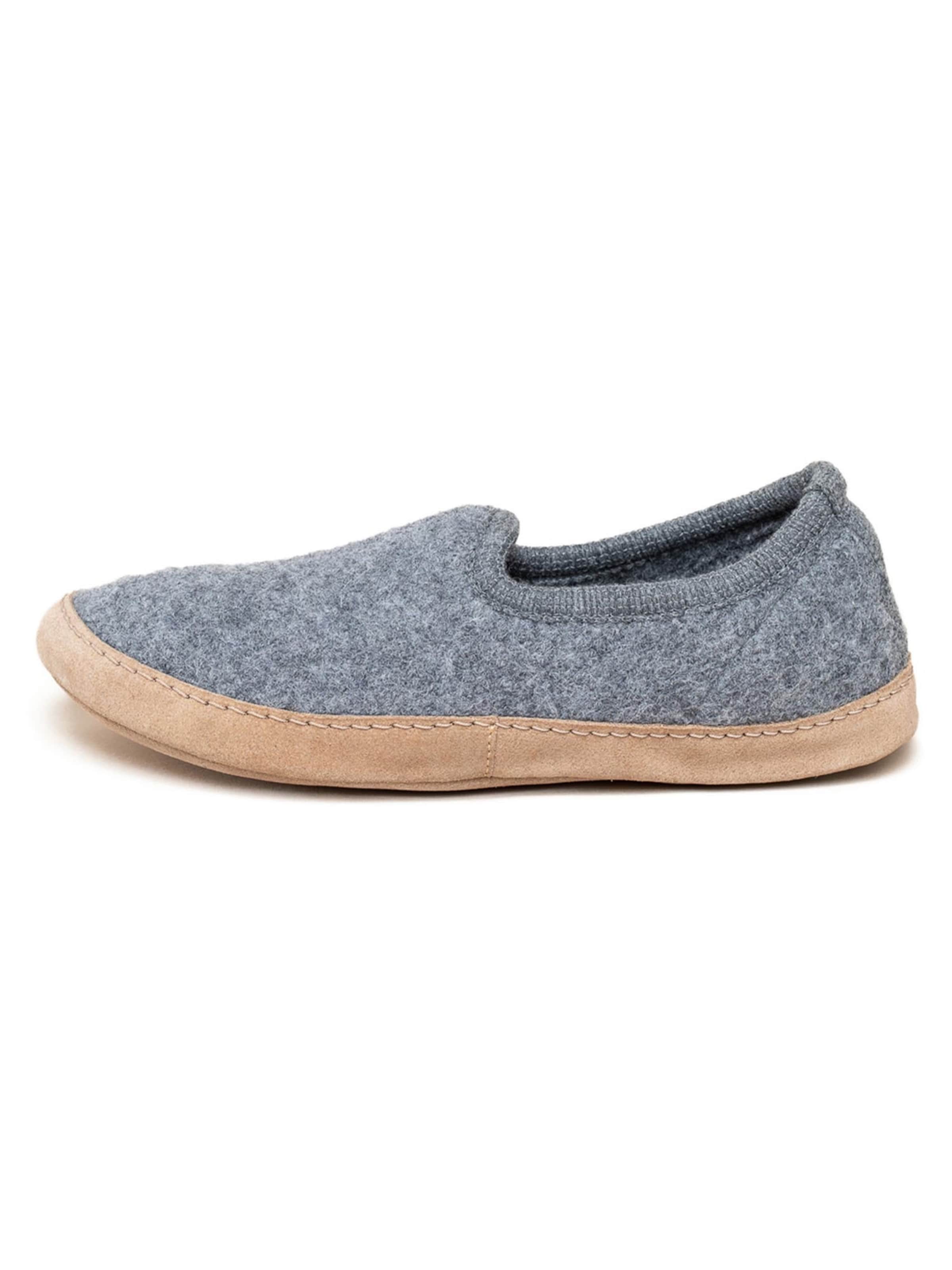 Gottstein Slippers 'Cheyenne' in Grey: front
