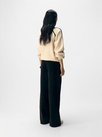 OBJECT - Pierna ancha Vaquero 'OBJMOJI KAMATA' en negro