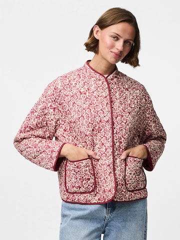 Giacca di mezza stagione 'PCRikke' di PIECES in rosa: frontale